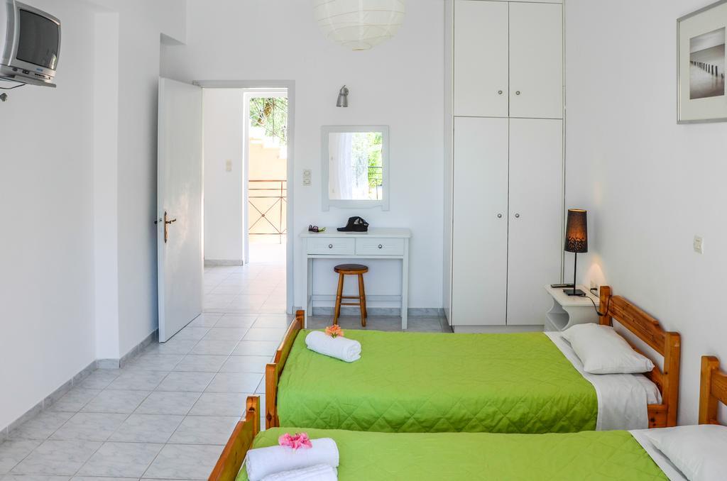 Olive Grove Apts Lithakia  Eksteriør bilde