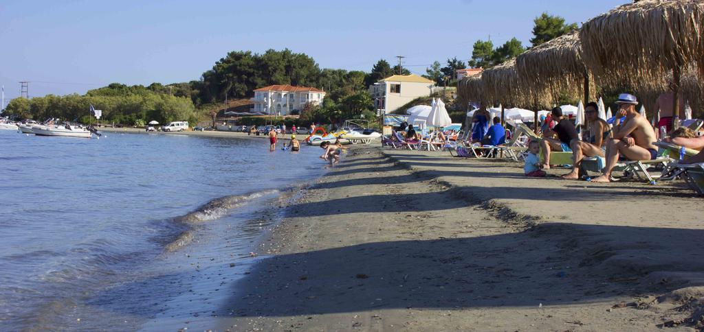Olive Grove Apts Lithakia  Eksteriør bilde